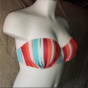 Strapless bikini top